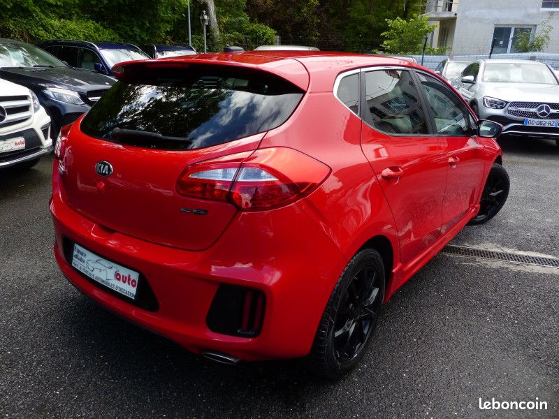 Kia CEE'D 1.6 CRDI 136CH GT LINE DCT (image 2)