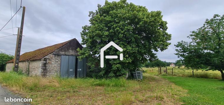 Propriété 1 pièce 180 m²