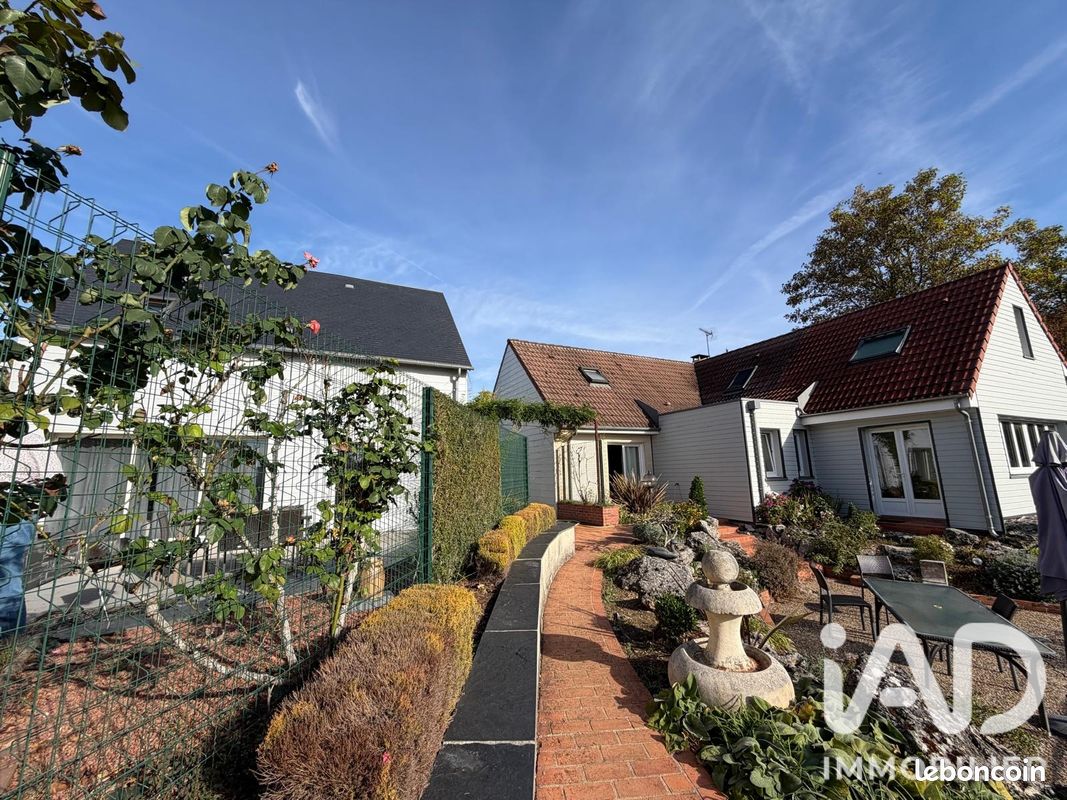 Maison 6 pièces 219 m² · à Vineuil · 219 m² · 418 000 €