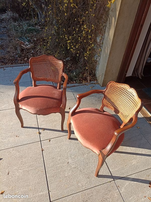 Fauteuils Bergère Louis XV (image 1)