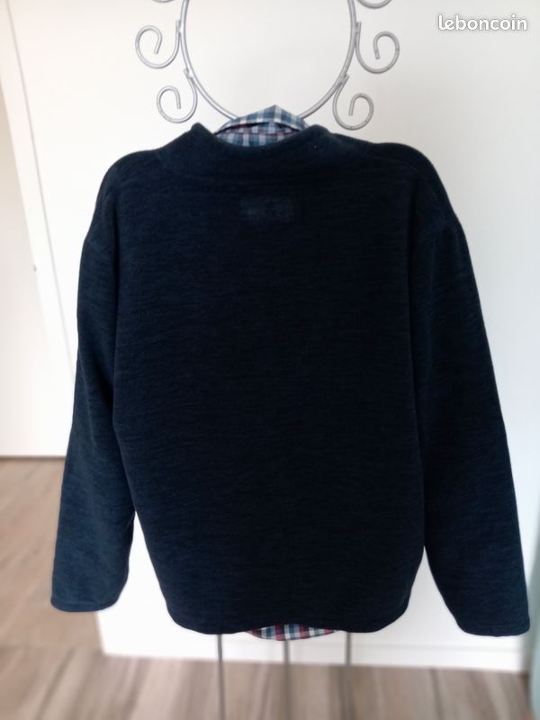 Lot chemise Gap M + gilet polaire bleu – très bon état (image 2)