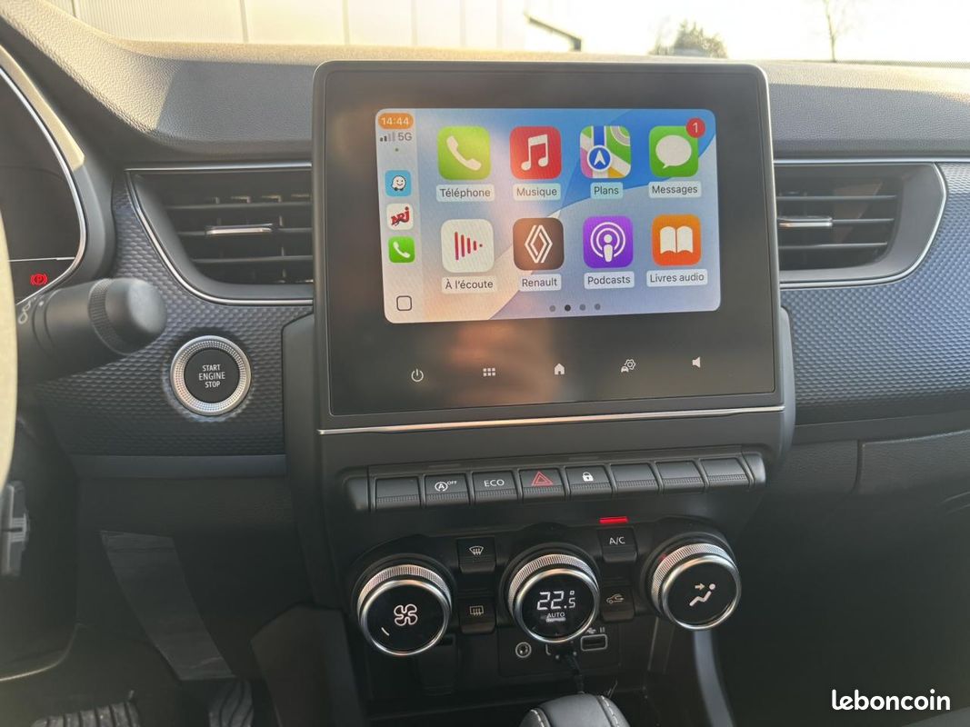 RENAULT ARKANA TCE 140 EDC MHEV Evolution avec Caméra, GPS et Régulateur adaptatif (image 12)