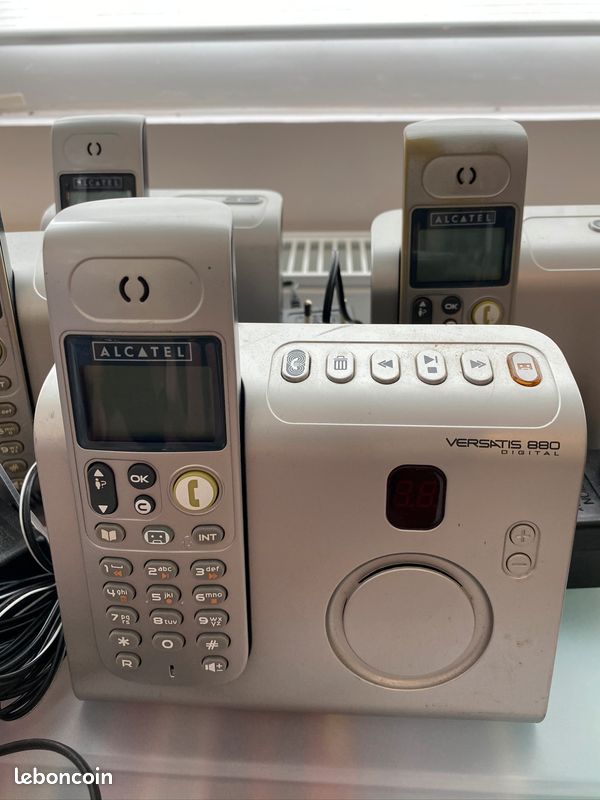 ALCATEL VERSATIS 880 + 3 combinés 780 (image 2)