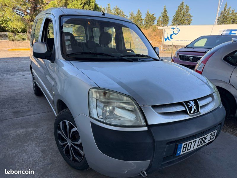 Peugeot Partner 1.6 HDI 90CV PREMIÈRE MAIN (image 1)