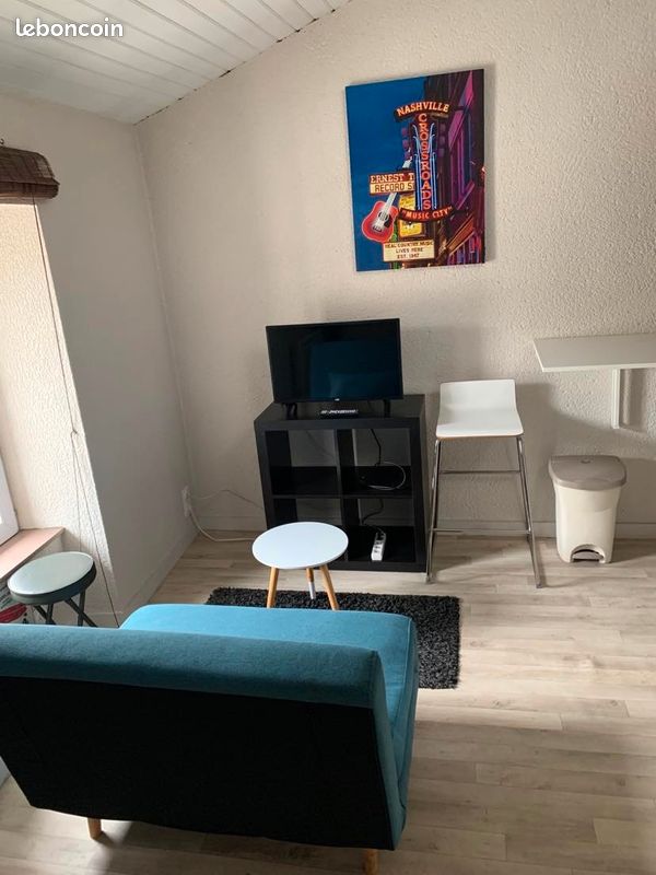 Studio spacieux avec Mezzanine - Poitiers 86000 (image principale 0)
