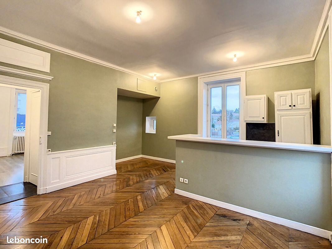 Appartement 2 pièces 51 m² · à Tassin-la-Demi-Lune · 51 m² · 670 €/mois