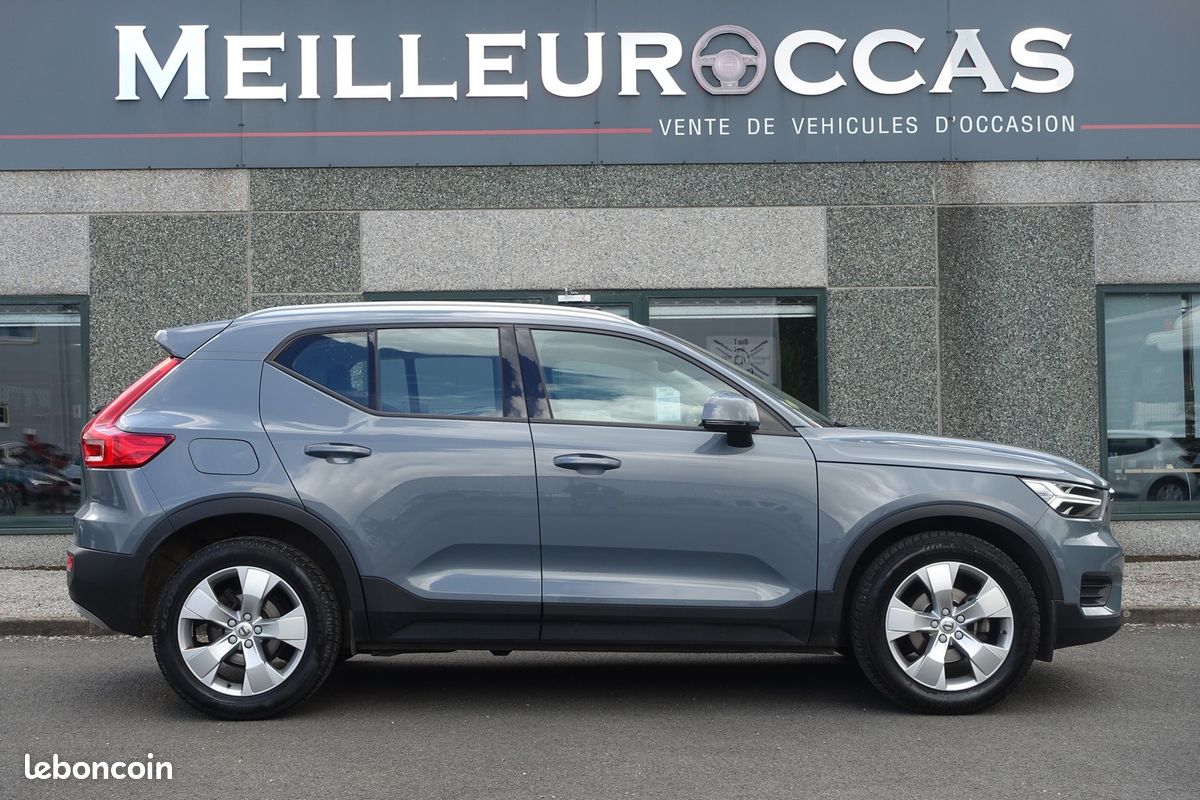 XC40 D3 2.0 Geartronic 150ch Momentum Cuir/Toit ouvrant/Gps Europe/Caméra de recul/Régulateur/Carplay/Hayon électrique/1*Main/Garantie 12 mois (image 4)