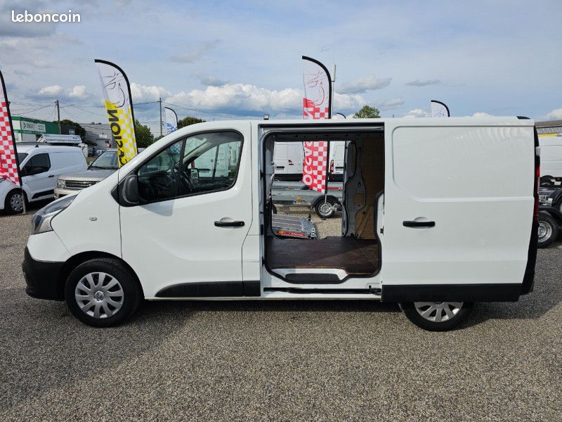 Renault TRAFIC III FG L1H1 1000 1.6 DCI 120CH GRAND CONFORT EURO6 (image 1)
