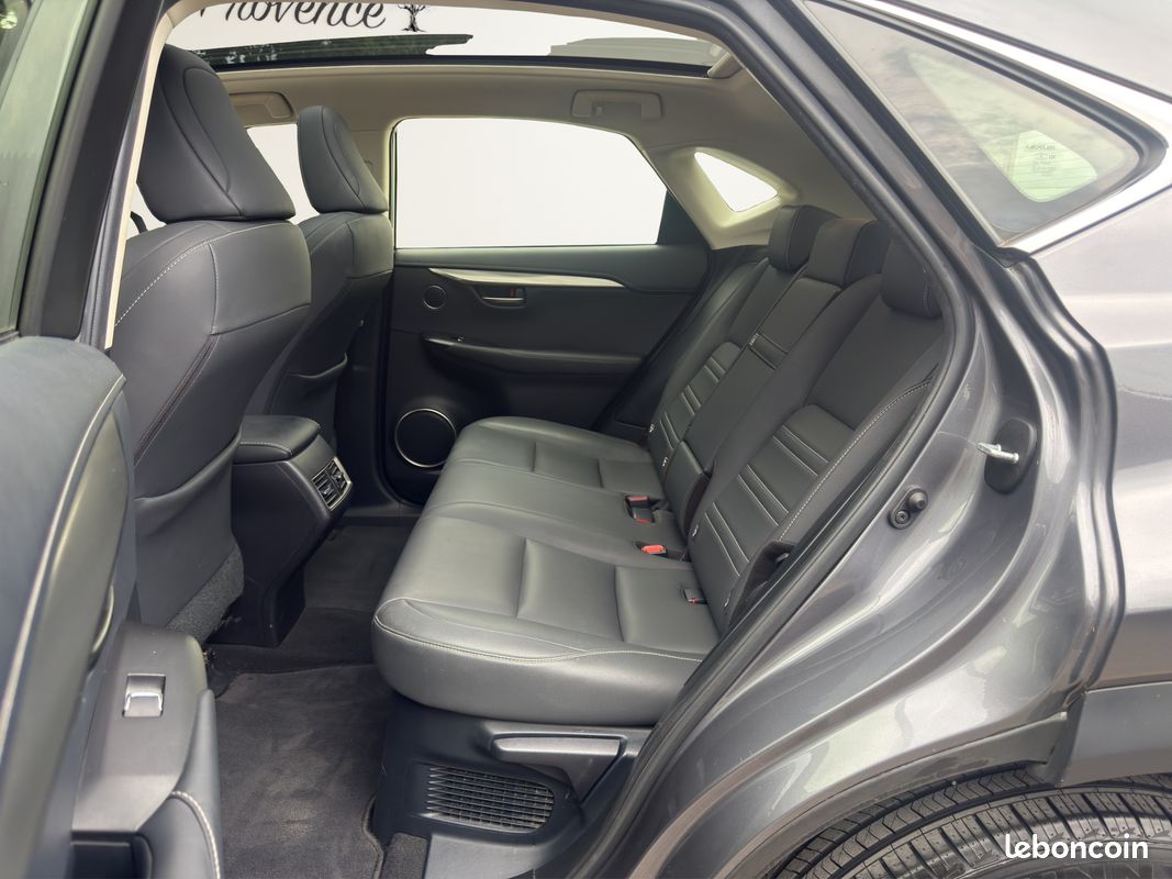 Lexus NX 300 H E-Four Premium Line - 197Ch - 126485 km - Apple Carplay - Caméra - Sièges Chauffant - Cuir étendu (image 13)