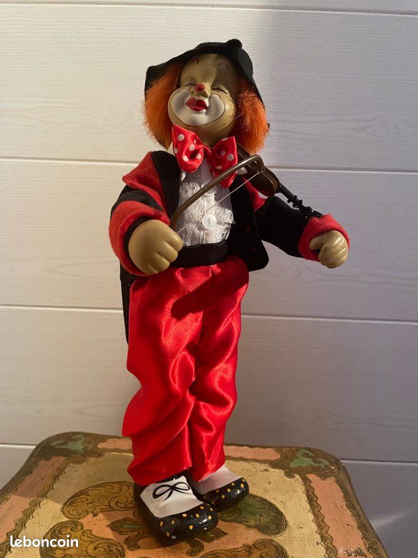 Clown musical et lumineux KD168