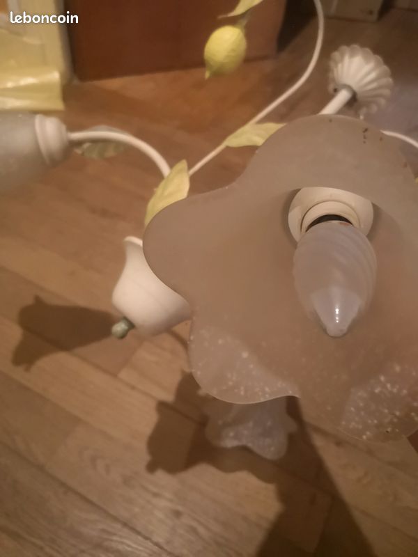 Lustre (image 2)