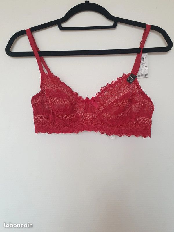 Soutien-gorge rouge en dentelle 85D Vêtements