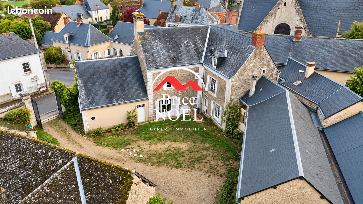 Maison 10 pièces 304 m² · à La Quinte · 304 m² · 248 900 €