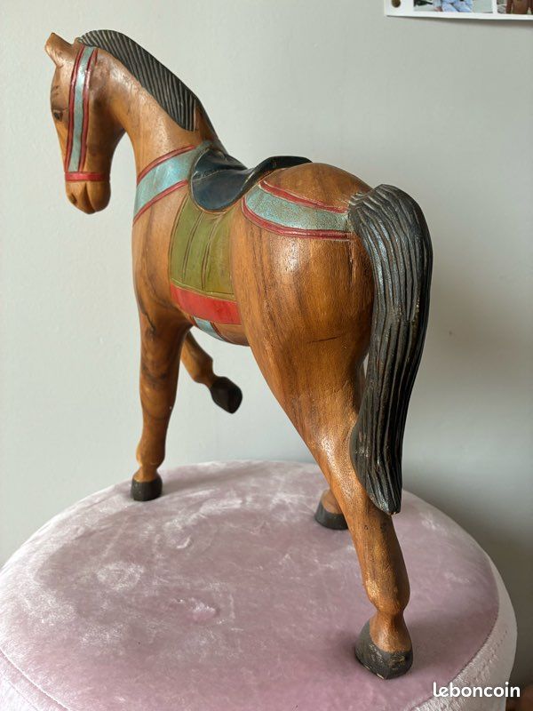 Cheval en bois (image 4)