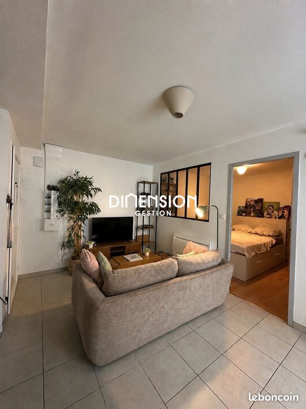 Appartement 1 pièce 29 m² · à Créon · 29 m² · 461 €/mois