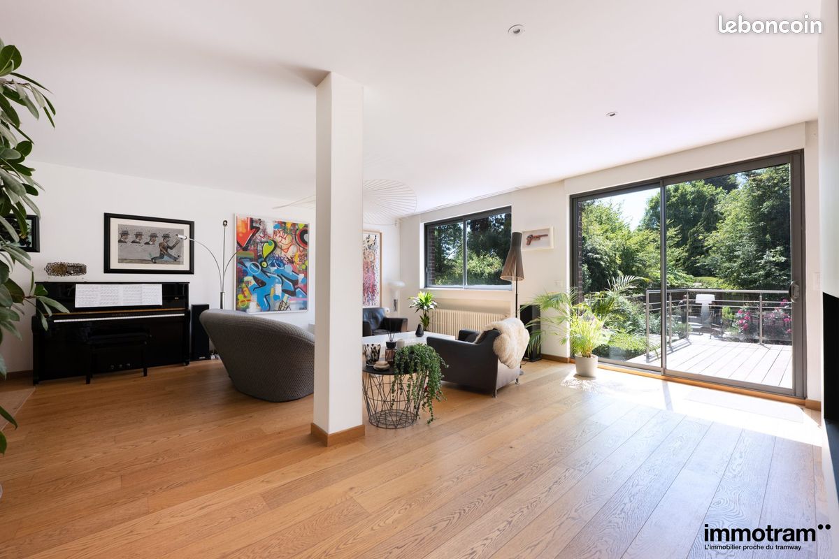 Maison 6 pièces 220 m² · à Marcq-en-Baroeul · 220 m² · 999 000 €