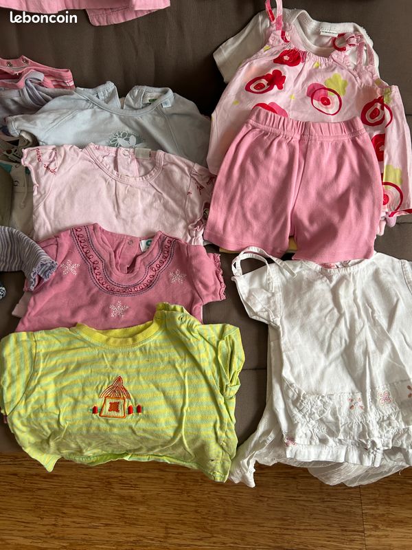 Lot vêtements bébés 1an robes bodys (image 4)