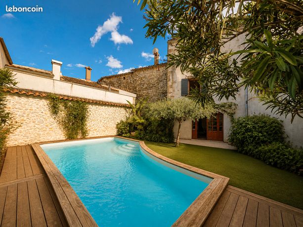 Maison 6 pièces 230 m²