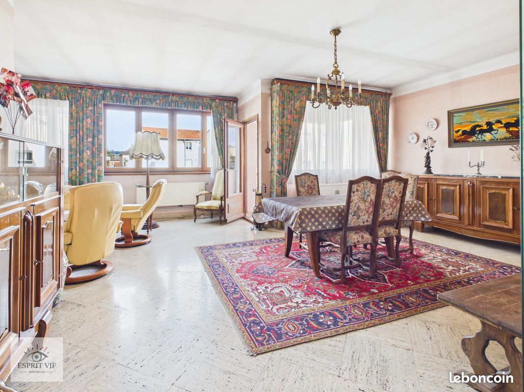 Appartement 8 pièces 150 m² · à Château-Salins · 150 m² · 150 000 €