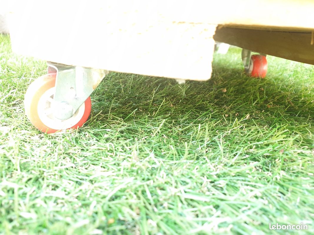 Présentoir tourniquet sur roulettes Vintage (image 9)