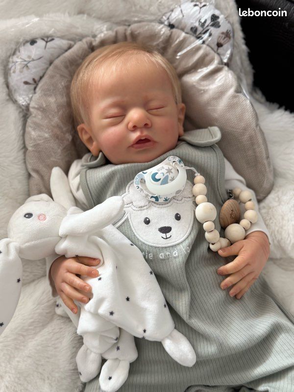 Bébè Reborn Prématuré Victor.Beaucoup de ROUGES