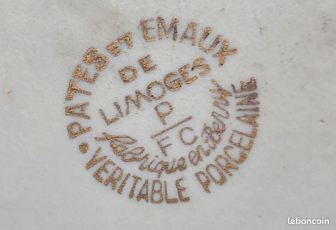 Plats a cake en porcelaine (image 6)