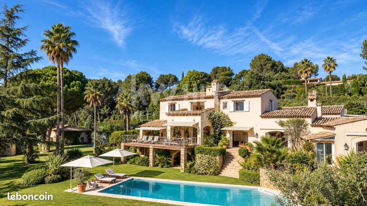 Maison 8 pièces 330 m² · à Biot · 330 m² · 1 990 000 €