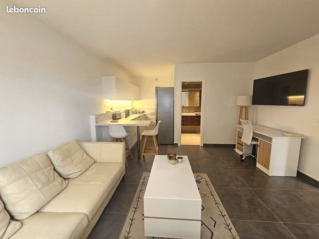 Appartement 2 pièces 43 m² · à Vallauris · 43 m² · 1 200 €/mois
