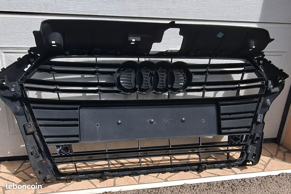 Calandre Audi A3 8V (image 2)