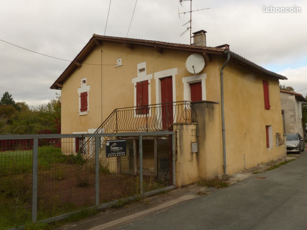 Maison 7 pièces 90 m² · à Saint-Méard-de-Drône · 90 m² · 77 900 €