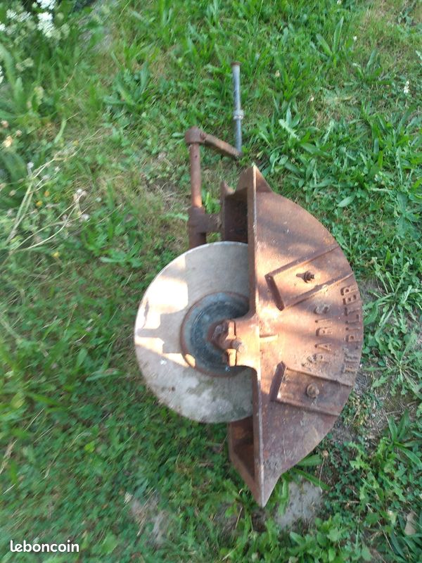 Ancienne meule a main a refaire (image 2)