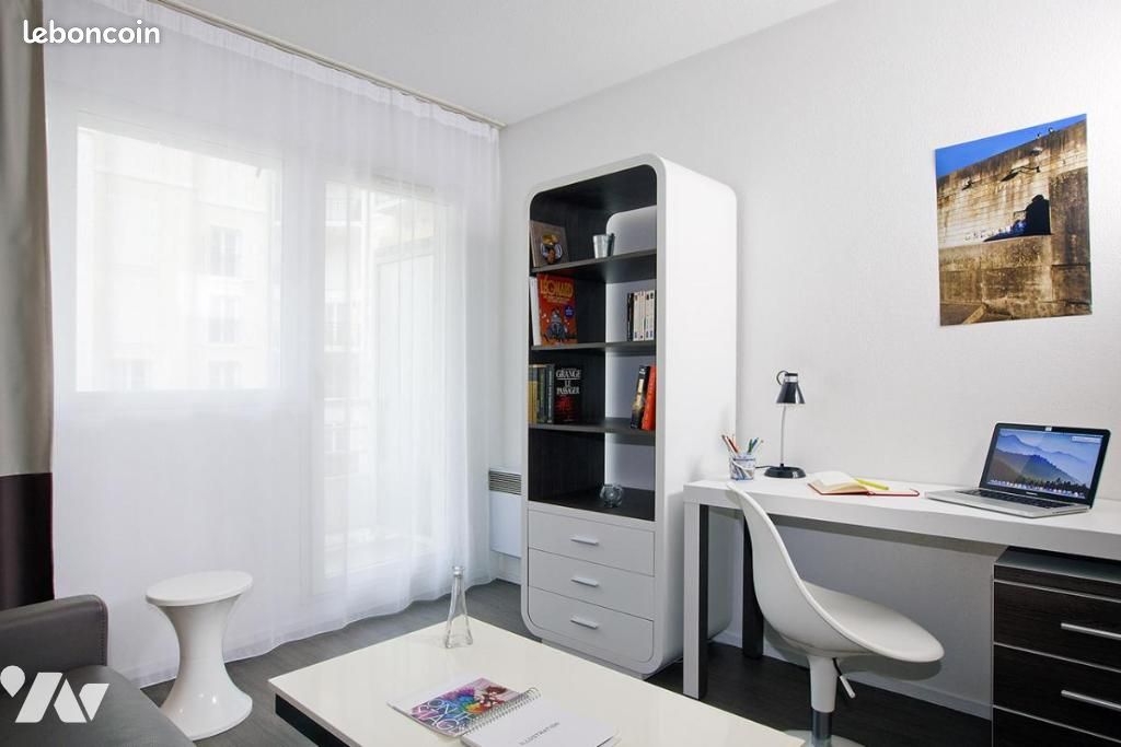 Appartement 1 pièce 18 m² · à Courbevoie · 18 m² · 76 000 €