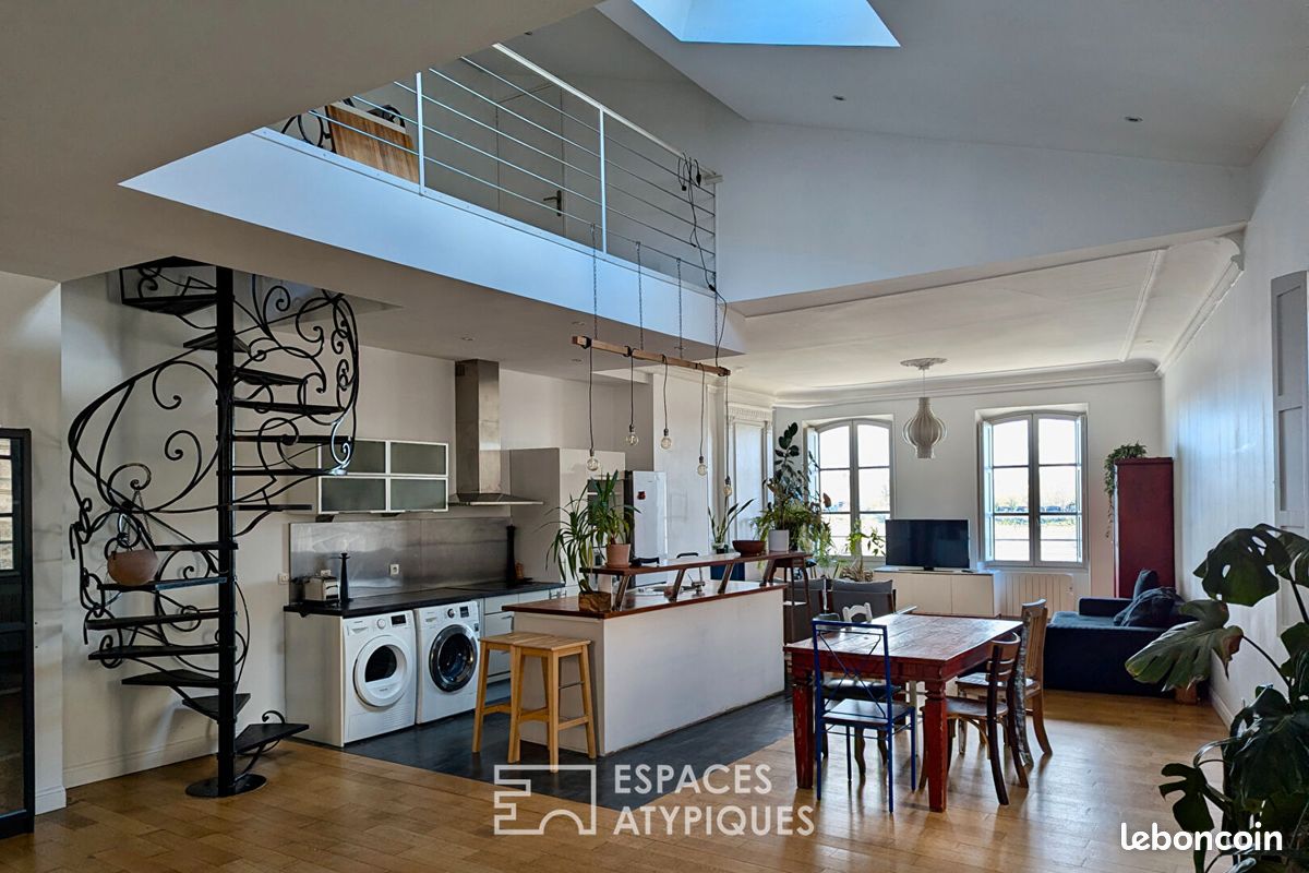 Appartement 3 pièces 119 m² · à Bordeaux · 119 m² · 1 800 €