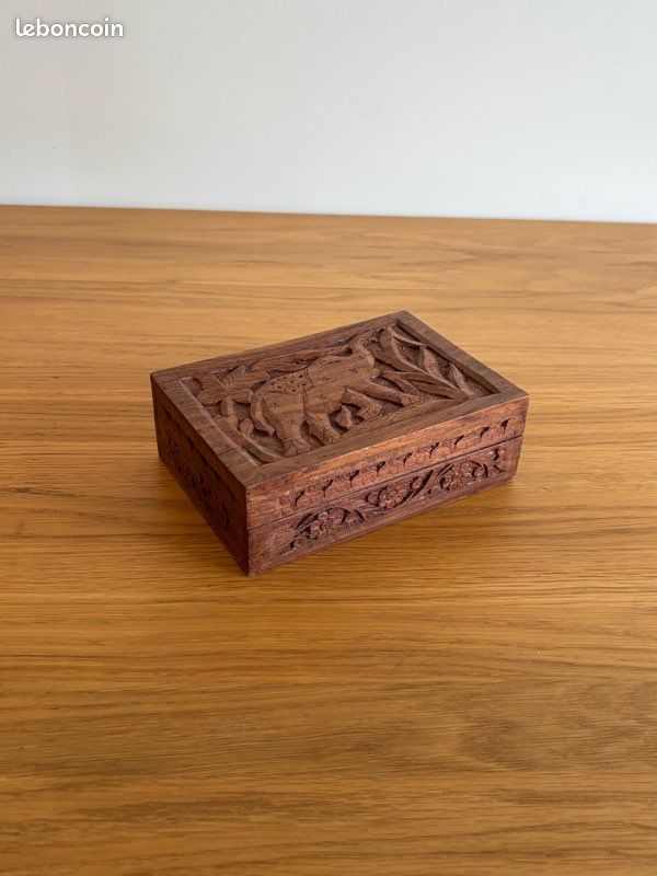 Boite en bois vintage (image 1)