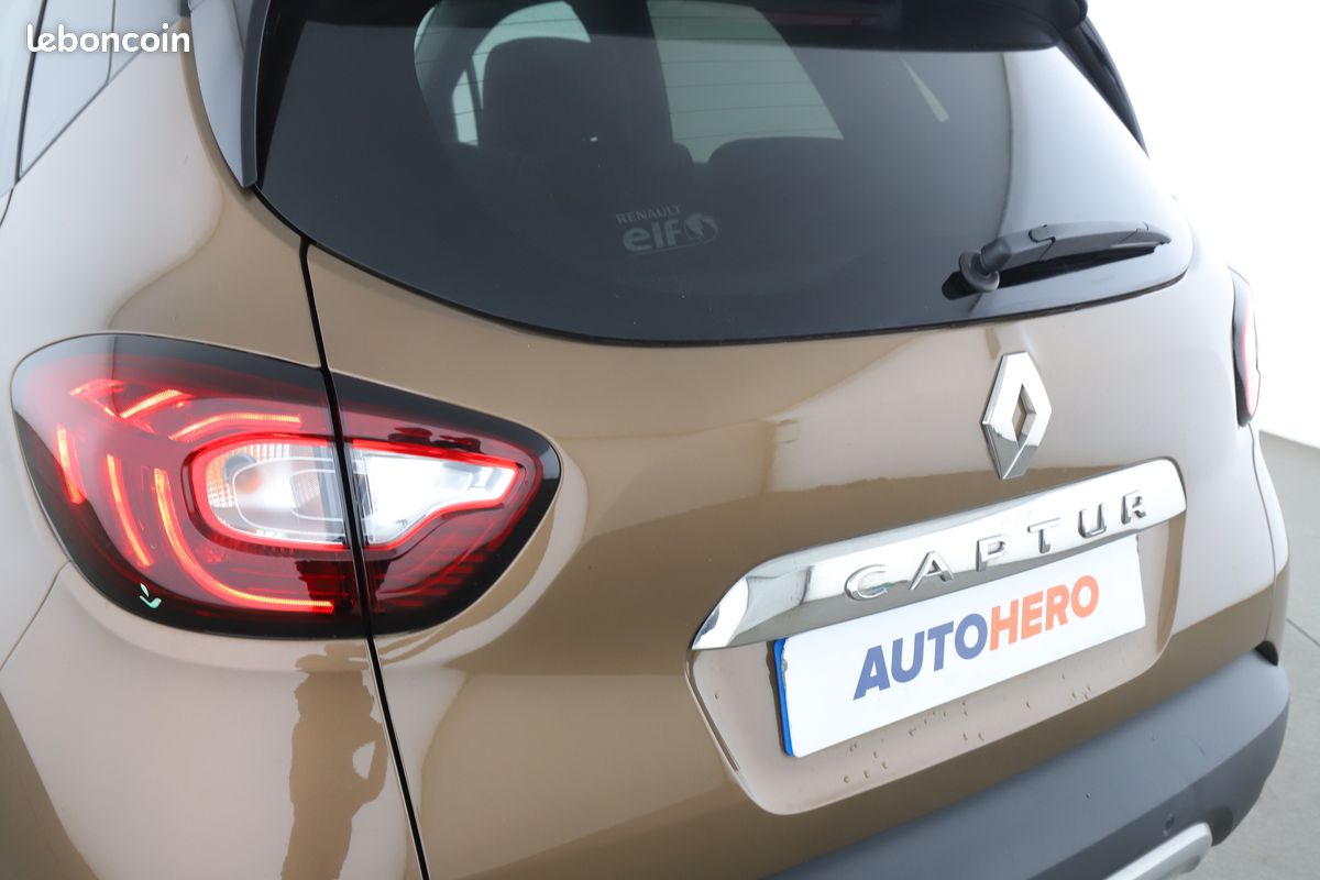 Renault Captur 1.5 dCi Energy Intens 90 ch (image 28)