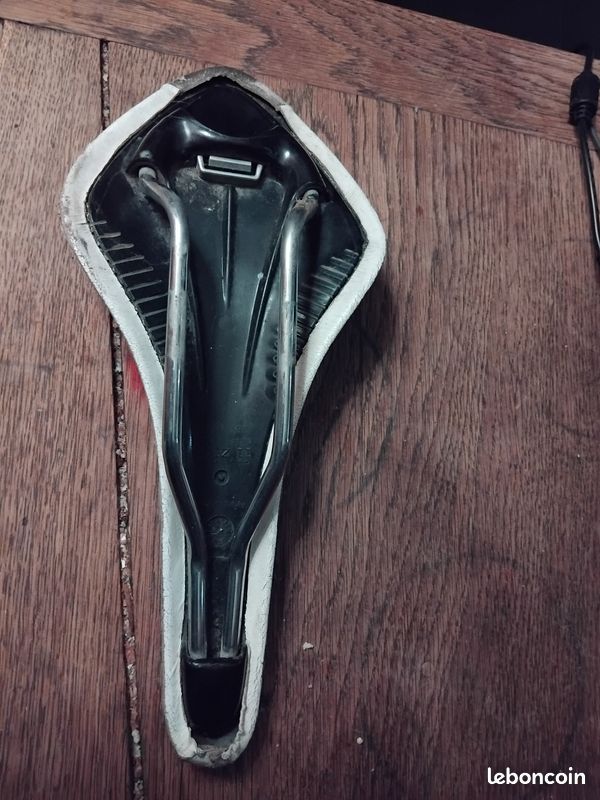 Selle Fi'zi:k (image 1)