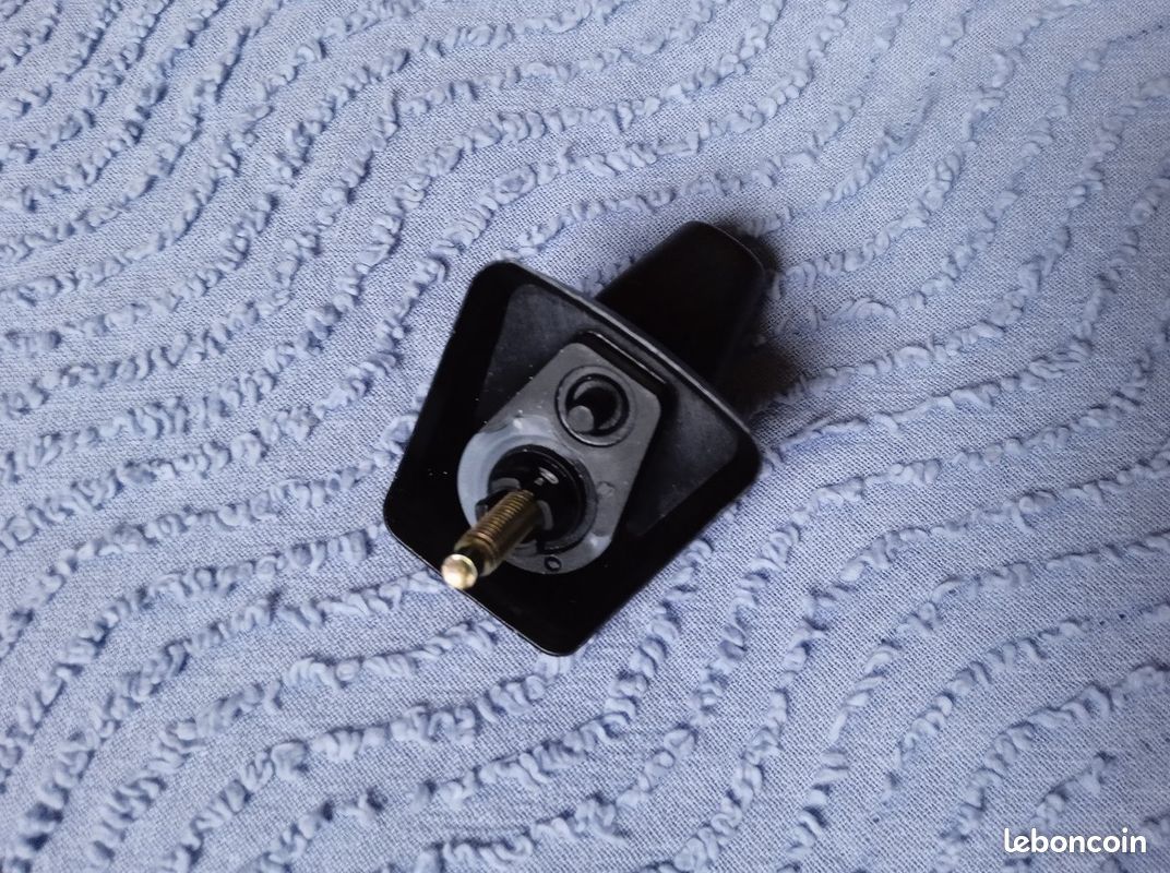Base / support d'antenne de toit d'autoradio pour voiture Peugeot 106 205 206 306 309 405 406 806 (image 3)