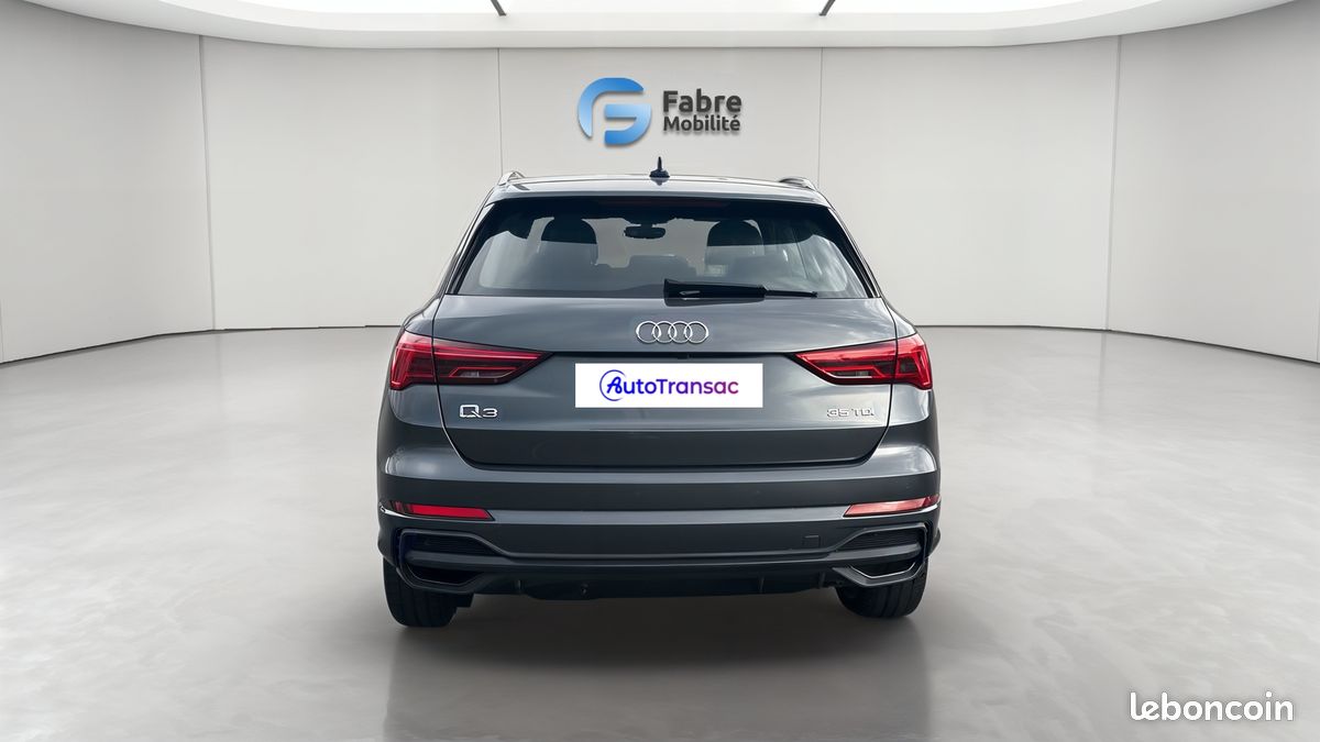 AUDI Q3 TDI 150 ch S tronic 7 S line (image 4)