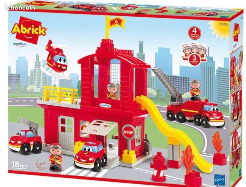 Lot jouets Ecoiffier Abrick – playsets complet (police, pompiers, garage, circuit, centre commercial) (image 8)