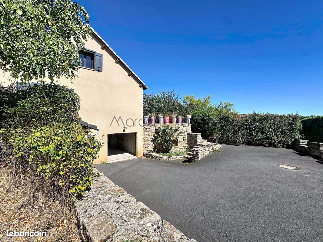 Maison 7 pièces 126 m² · à Chastel-Nouvel · 126 m² · 17 325 €