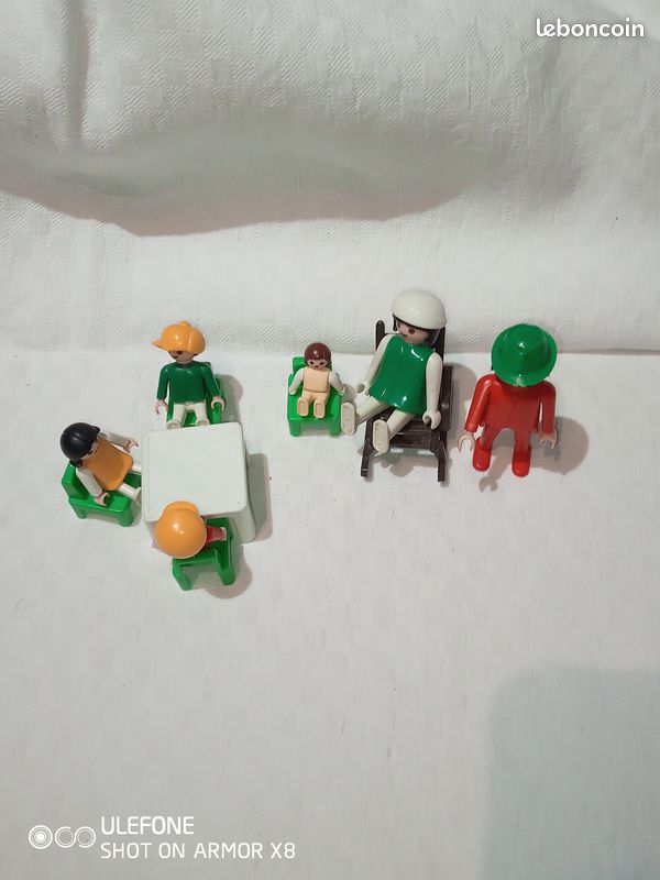 Lot n4 attention pas envoie remise en main propre,Playmobil vintage 1981 1974 (image 1)