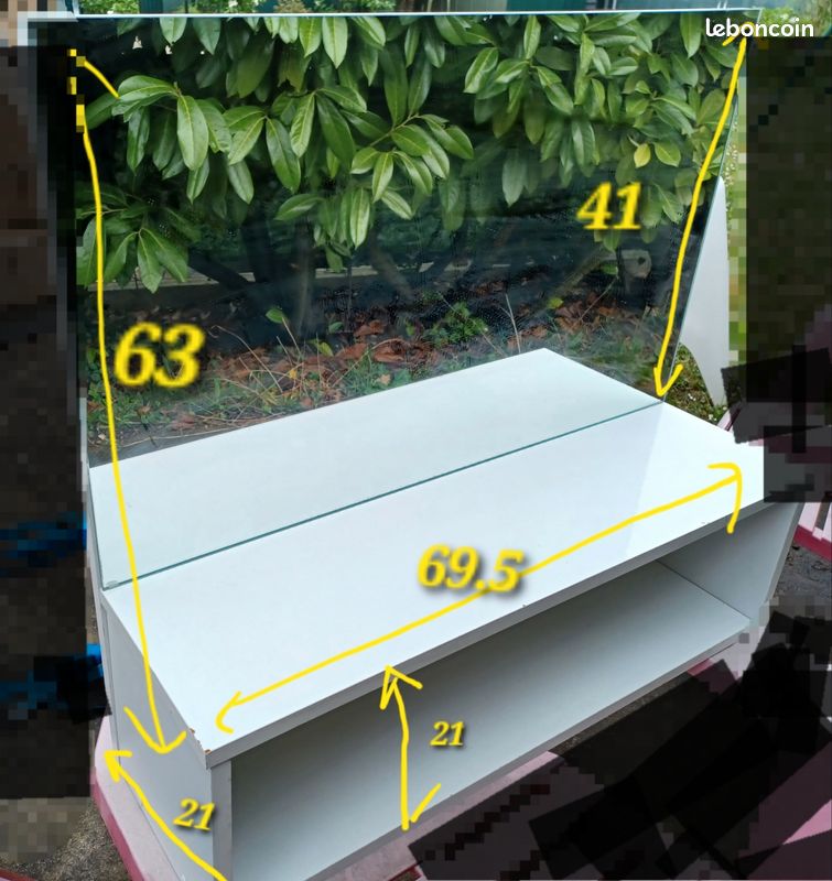 Meuble miroir et niche (image 1)