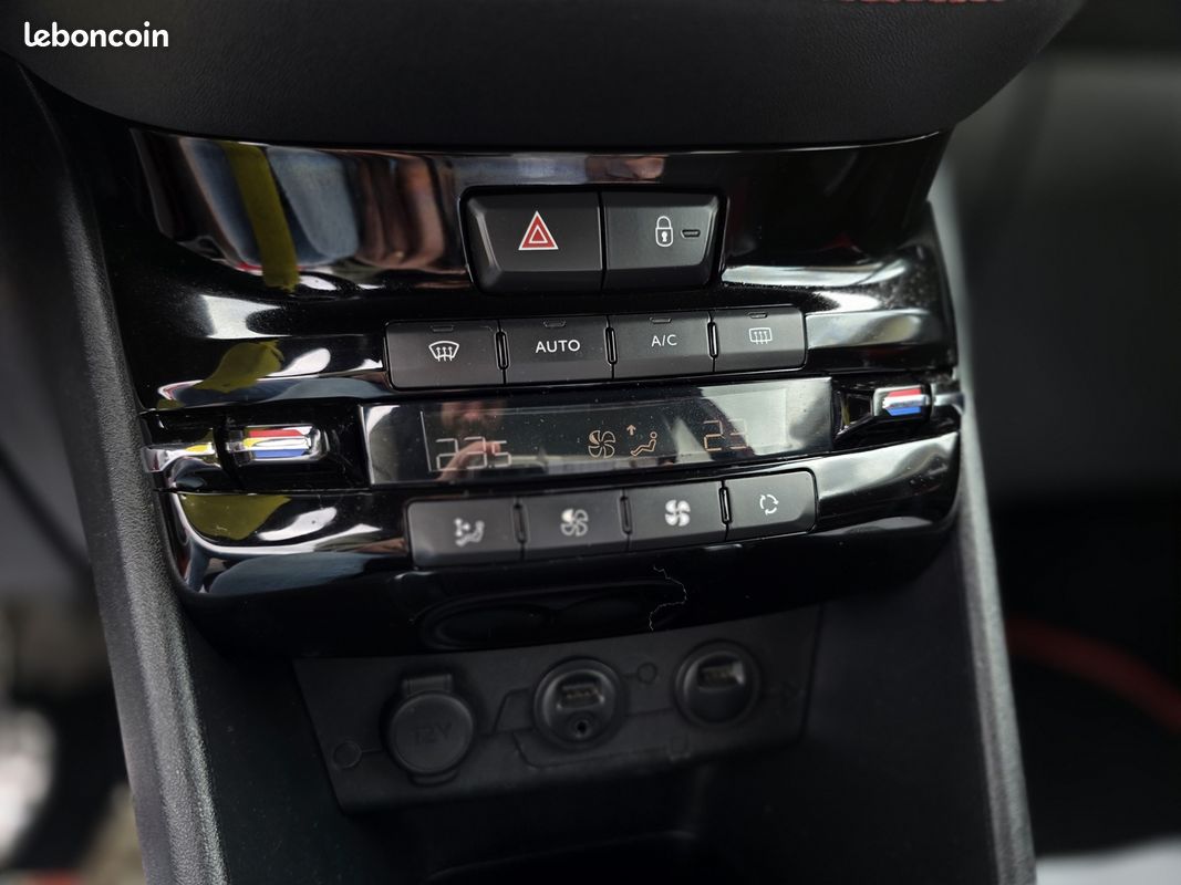 Peugeot 208 1.6 THP 200CH GTI 3P (image 15)