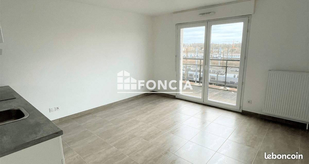 Appartement 2 pièces 43 m² · à La Rochette · 43 m² · 819 €/mois