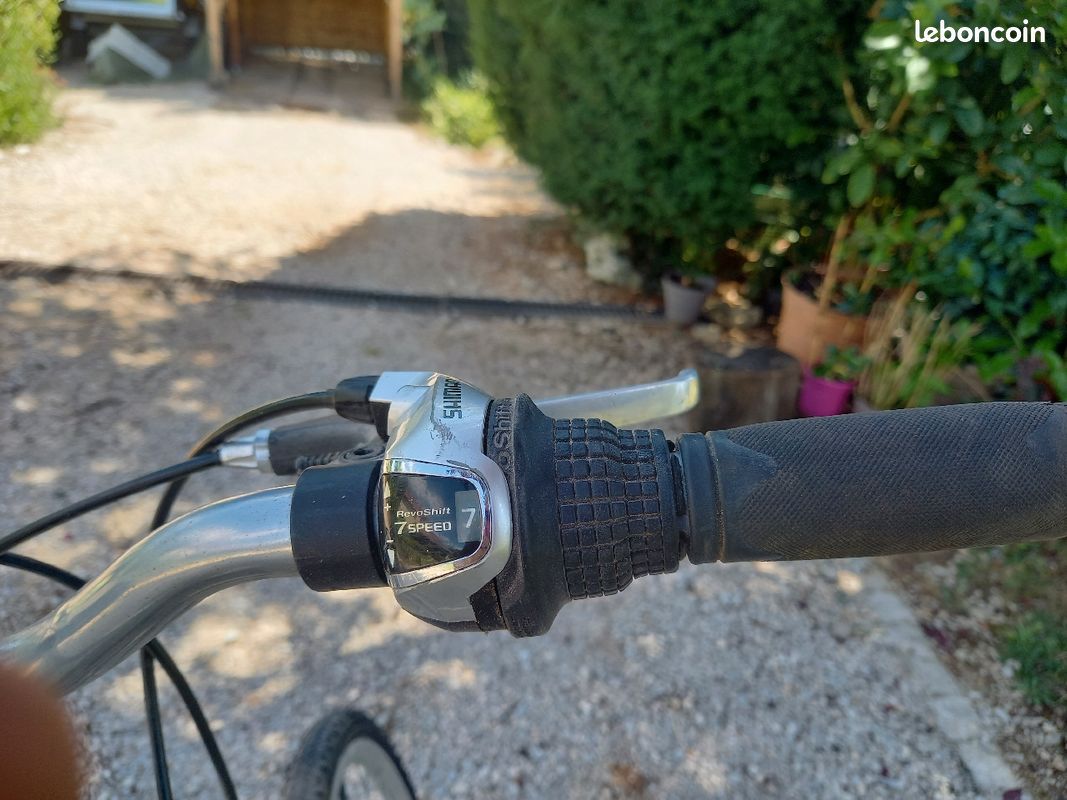 Vélo VTC (image 4)