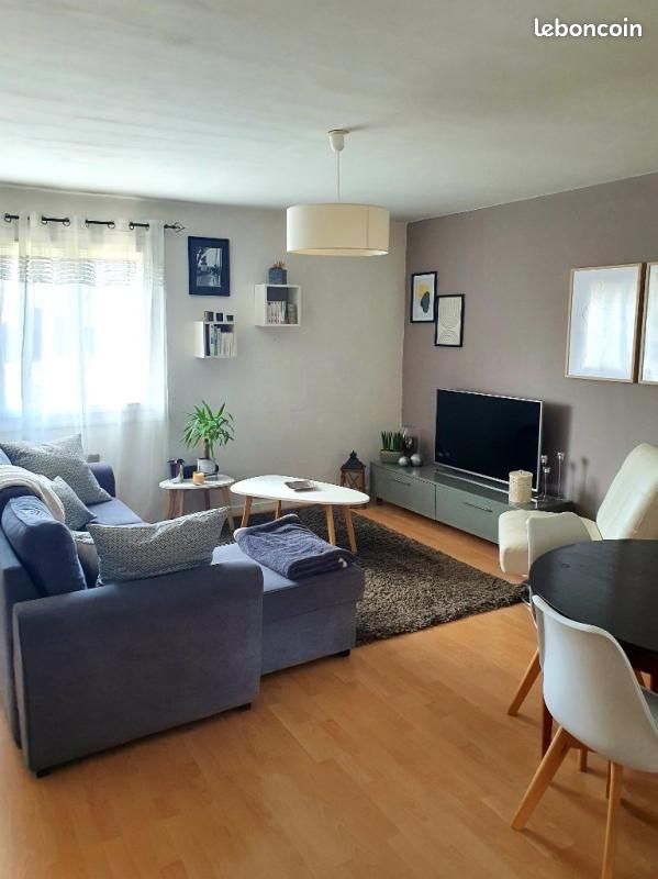 Appartement 3 pièces 77 m² · à Orléans · 77 m² · 135 000 €