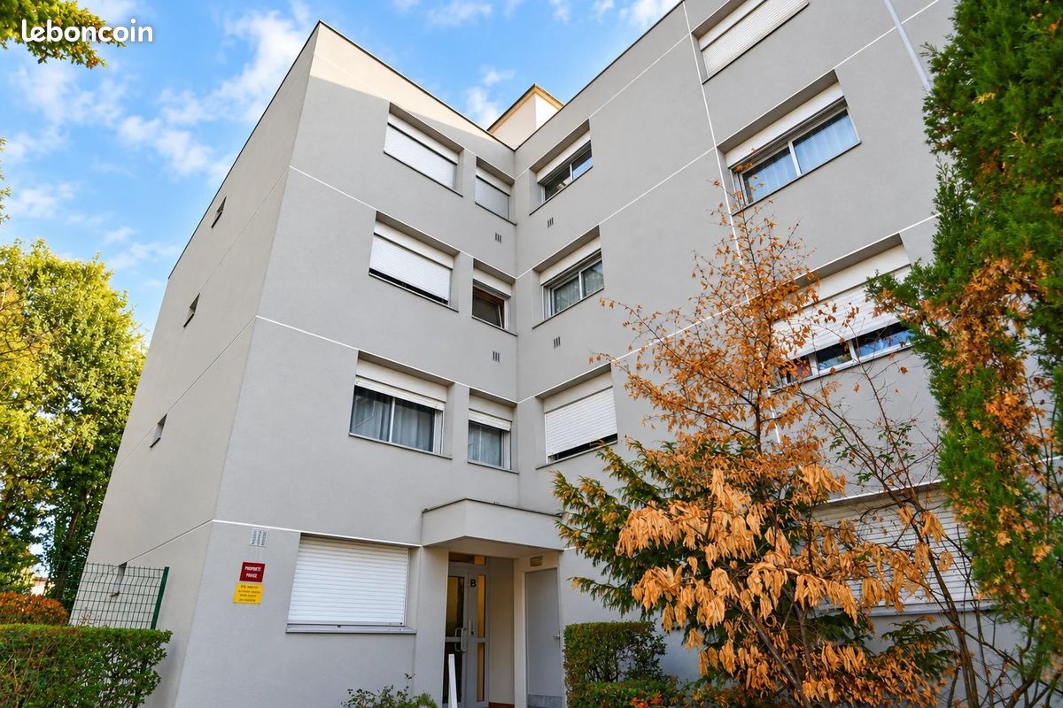 Appartement 2 pièces 46 m² · à Livry-Gargan · 46 m² · 160 000 €