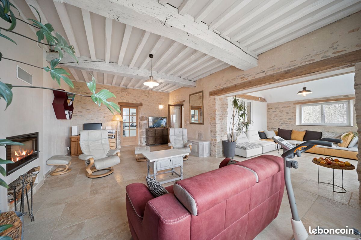 Maison 7 pièces 203 m² · à Rully · 203 m² · 484 900 €