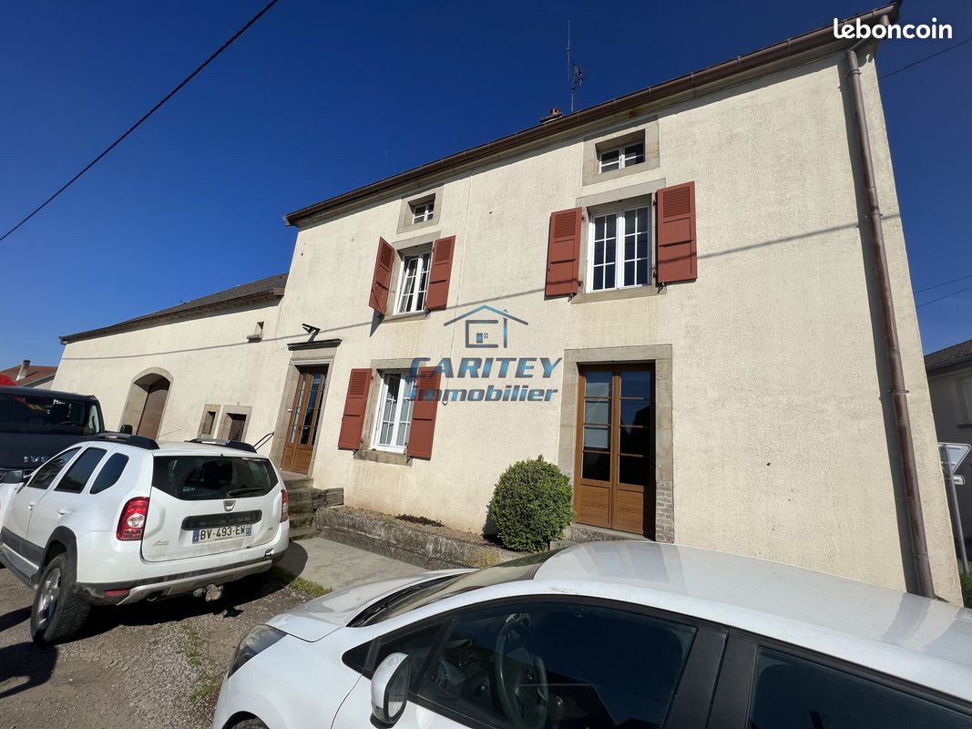 Maison 5 pièces 163 m² · à Pomoy · 163 m² · 750 €/mois