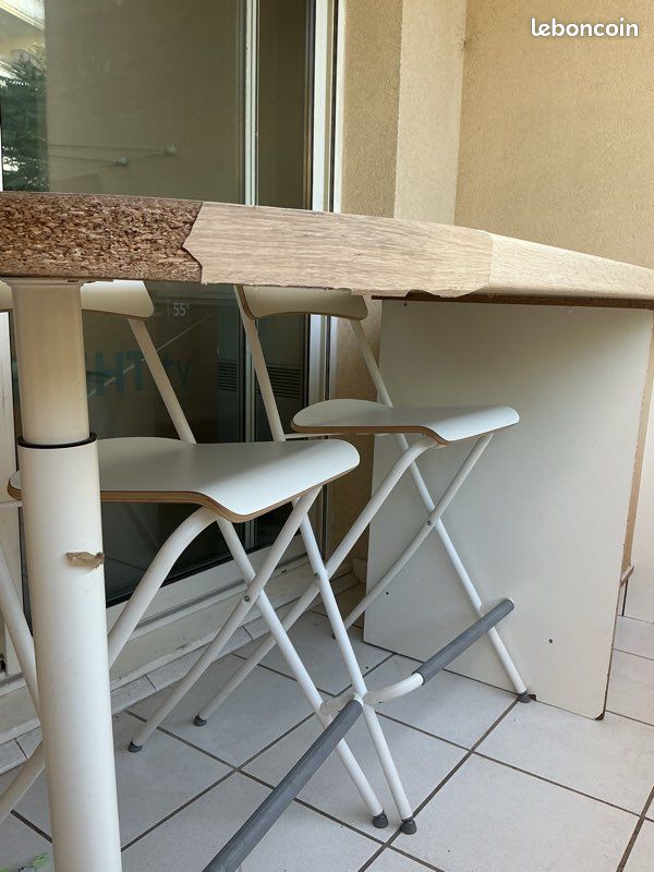 Îlot central / Mange-debout de cuisine + 2 tabourets (image 10)